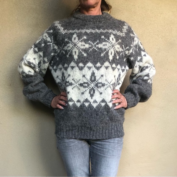 Stunning Vintage Fair Isle Snow flakes Nordic style virgin wool sweater size M - Picture 2 of 9
